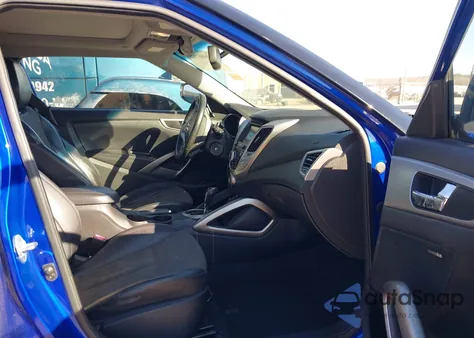 2013 Hyundai Veloster Base W/Black z USA, uszkodzony, nr VIN KMHTC6ADXDU102800